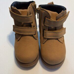 Wonder Nation Tucker Boot – Kids Size 6 – Wheat Color